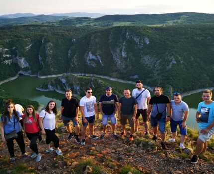 2026/04/images/team buidlinh uvac 1.jpg